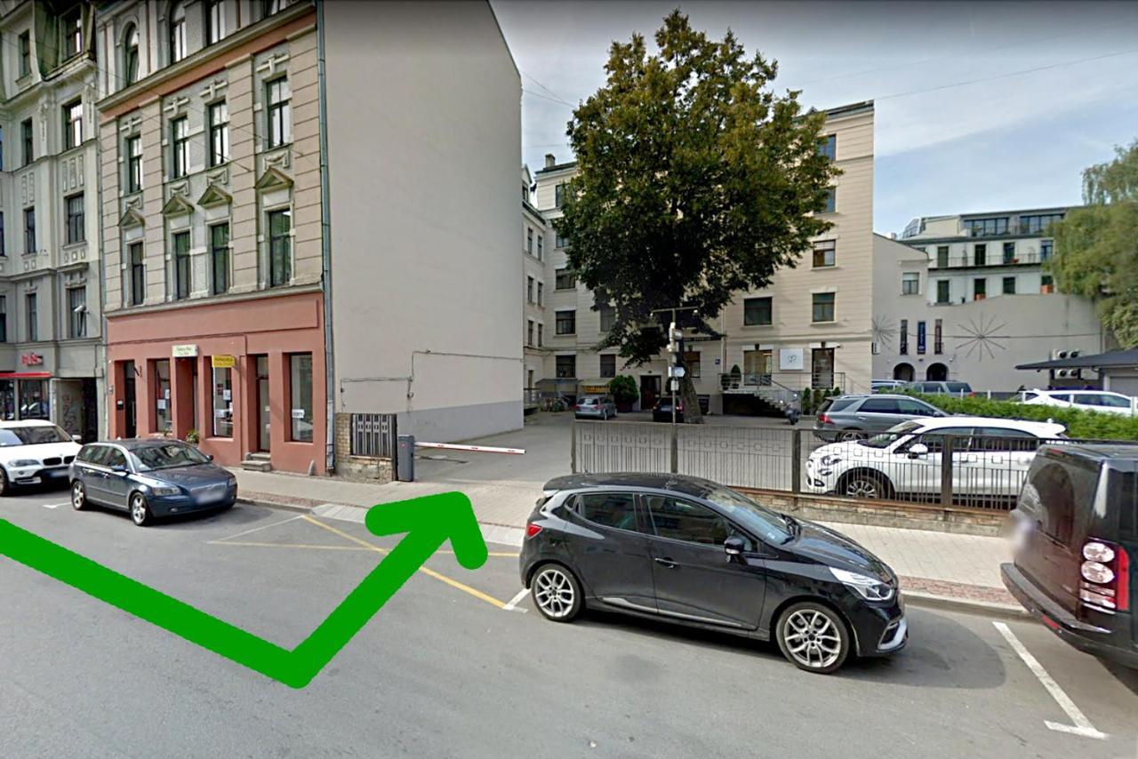 Dzirnavu 92, Free Private Parking Riga Exterior foto